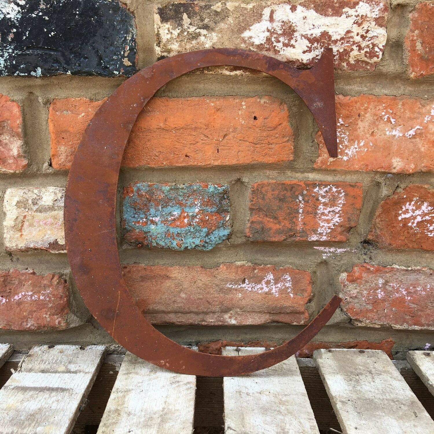 Personalised Metal lettering , Personalised Gift , Rusty Classic Letter C - RUSTED