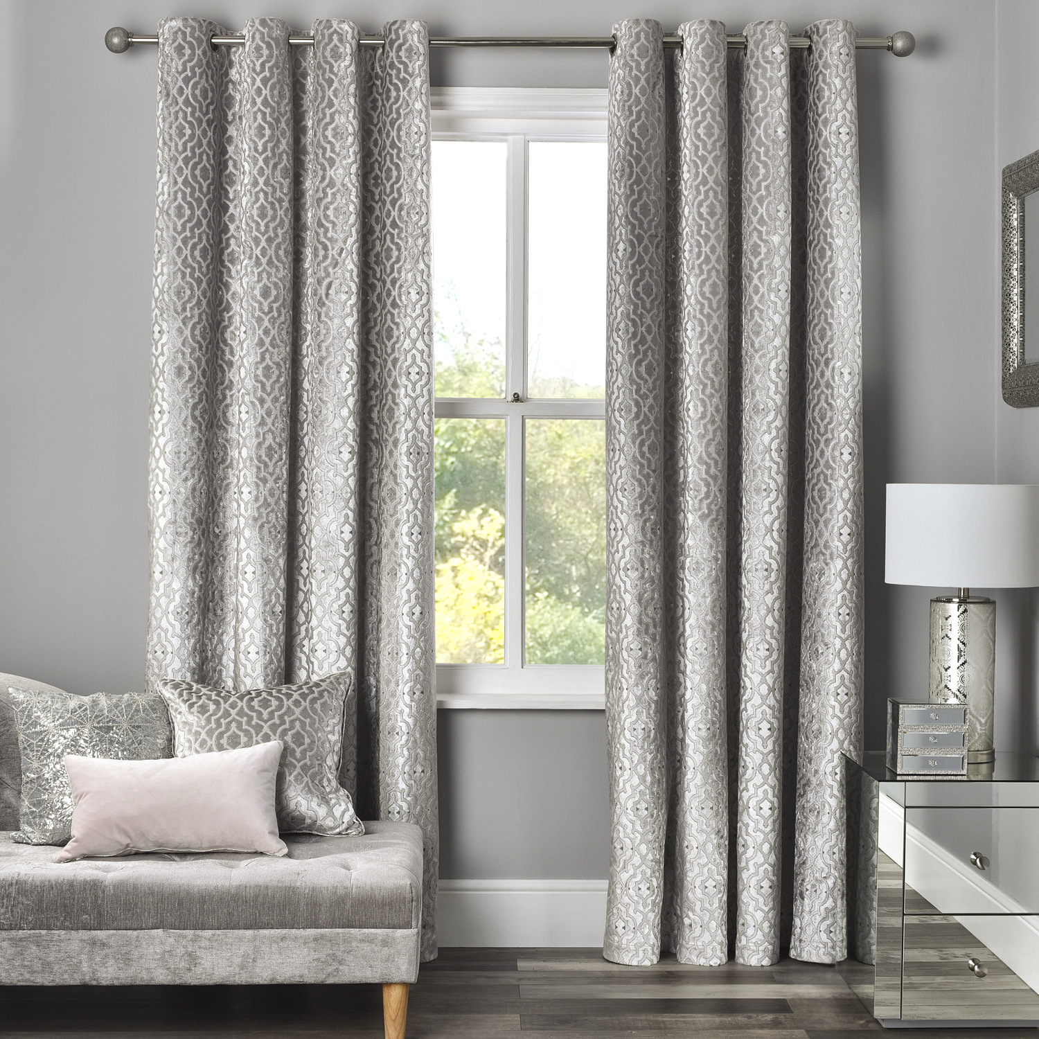 Halo Velvet Lined Curtain