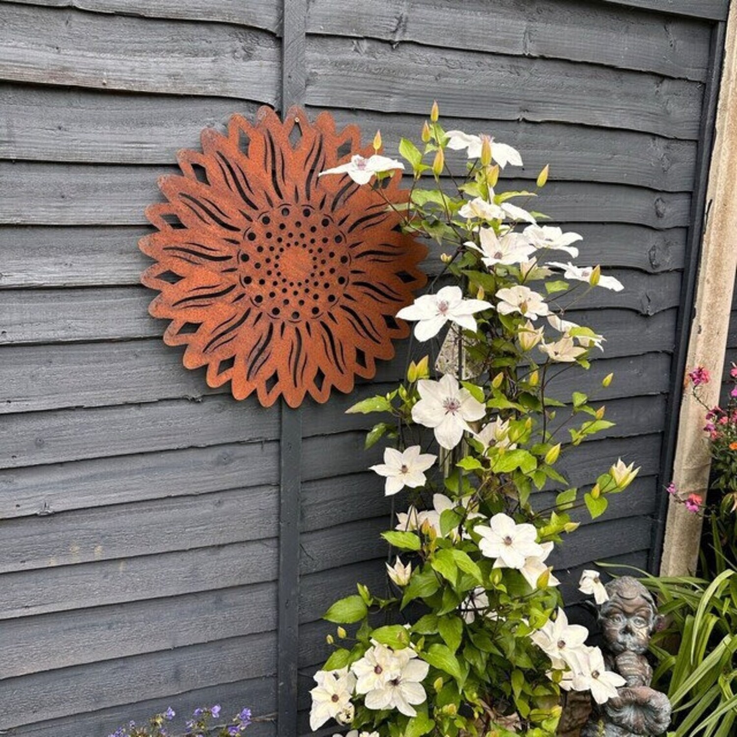 Sunflower Garden Decoration , Rusty Metal Feature , Wall Art , Unique Gift - Rusted